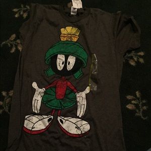 Women’s short sleeve t